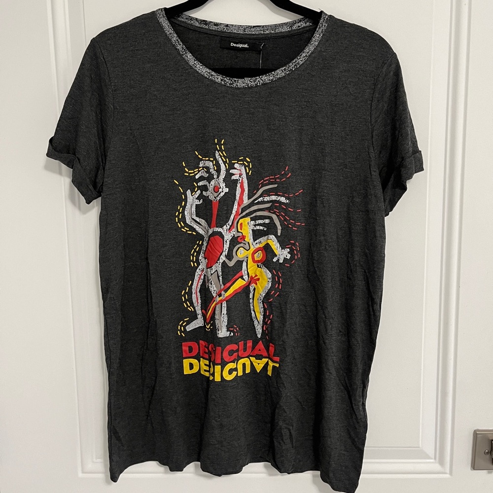NWT - Desigual Women’s Graphic Short Cuff Sleeve T Shirt - Made in Portugal - L